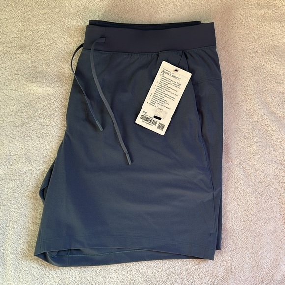 NWT Lululemon Men’s XXL Zeroed In Shorts 7” *LL in Shade color - Picture 3 of 4